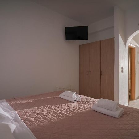 Casa Nostra Mykonos Boutique Rooms & Studios Glastros  Bagian luar foto